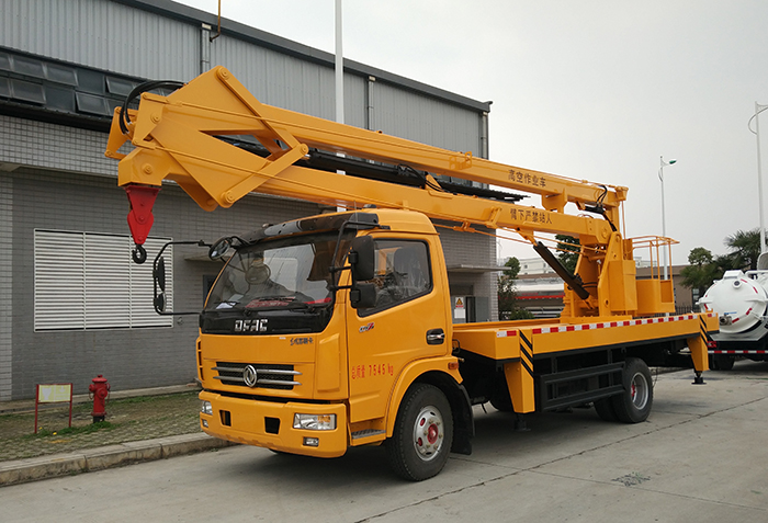 東風(fēng)D7多利卡18米高空作業(yè)車